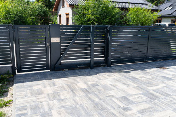 Best Residential Driveway Paver Services  in Bingham Farms, MI
